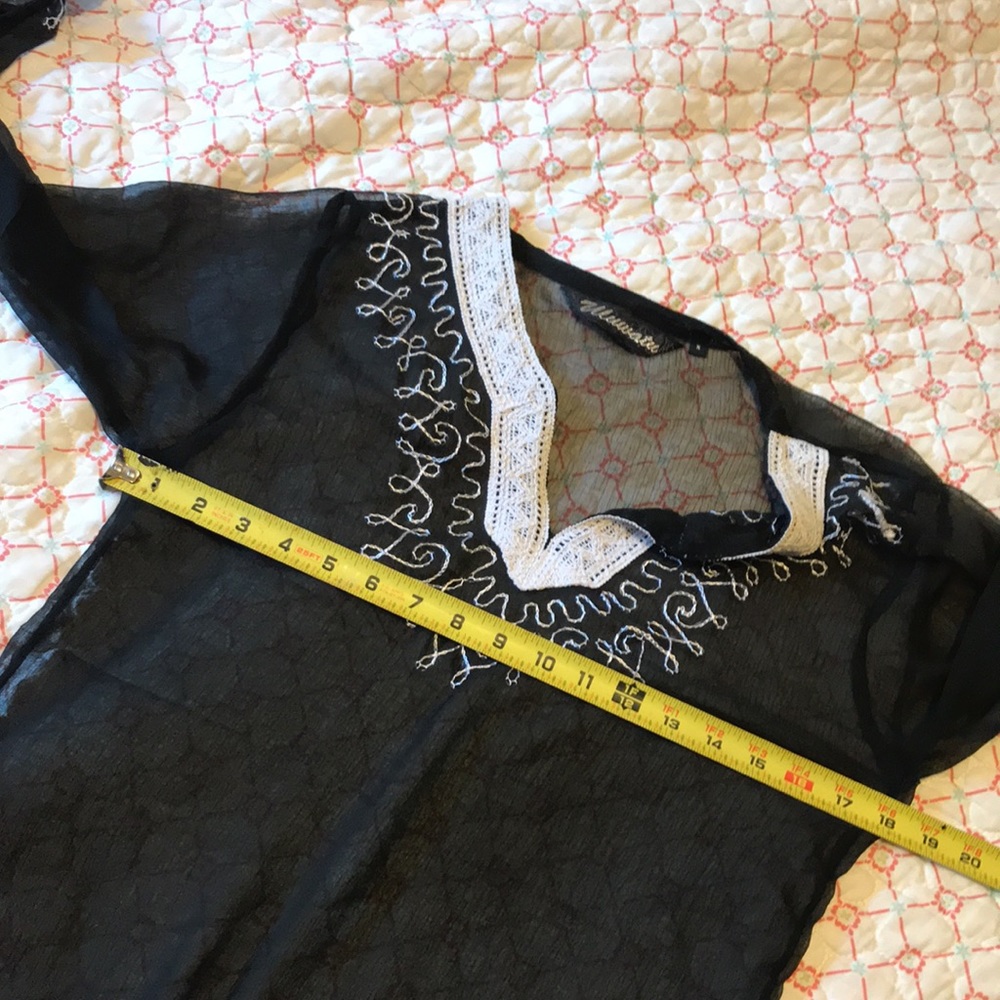 Embroidered caftan/tunic - Picture 6 of 8